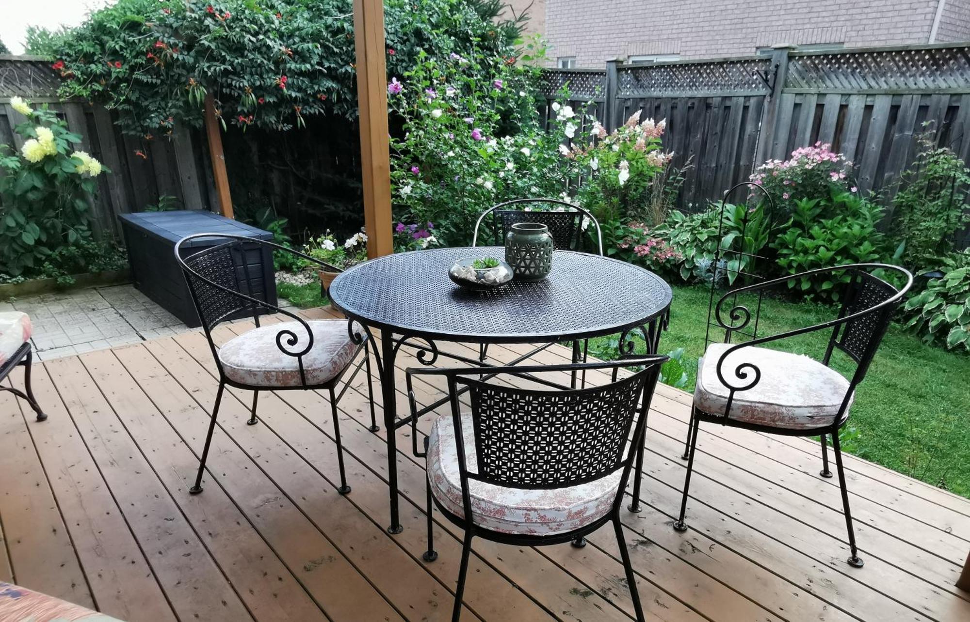4 Bedroom 3 Washroom Charming Home In Markham With Warm Cozy Vibe Luaran gambar